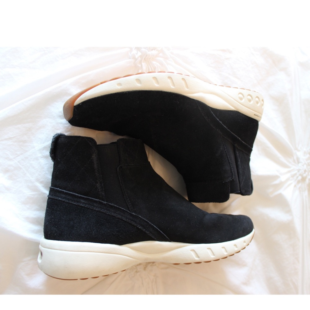 Reebok Sneaker Boot